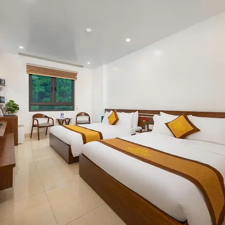 Tung Quang Hotel Dong Khe Sau Exterior photo