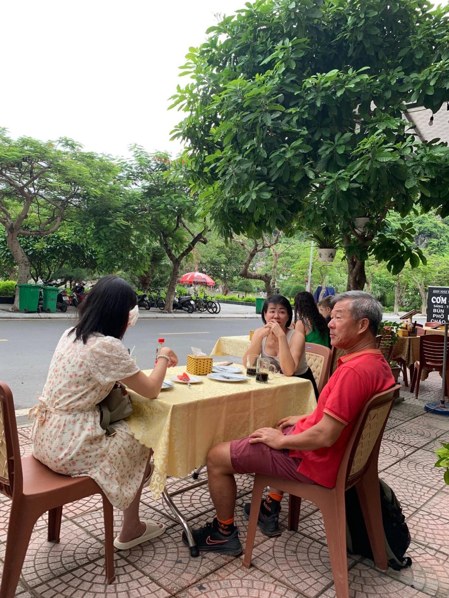होटल Tung Quang