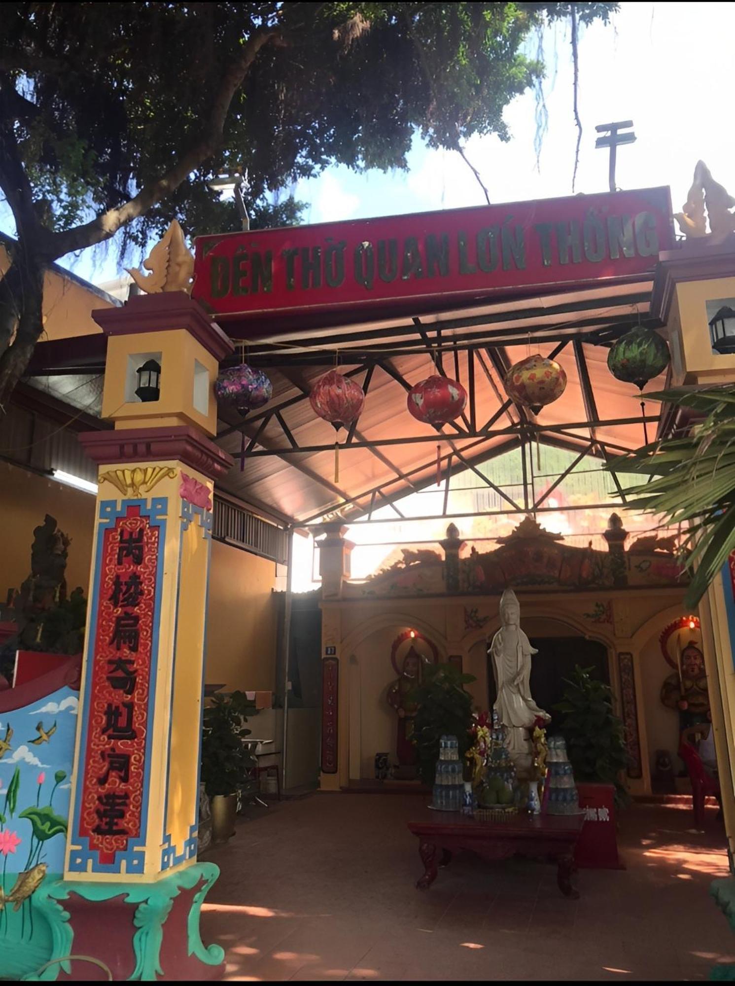 Tung Quang होटल 2*